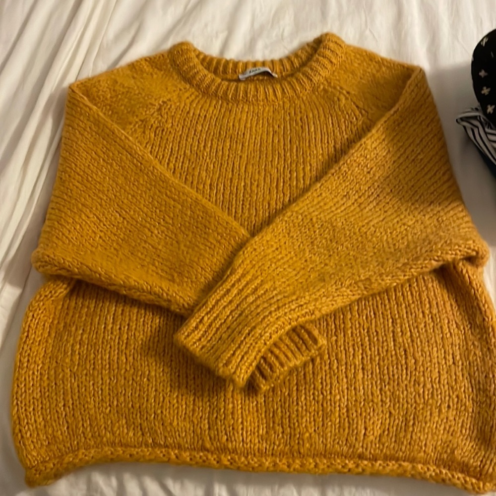 zara knit sweater